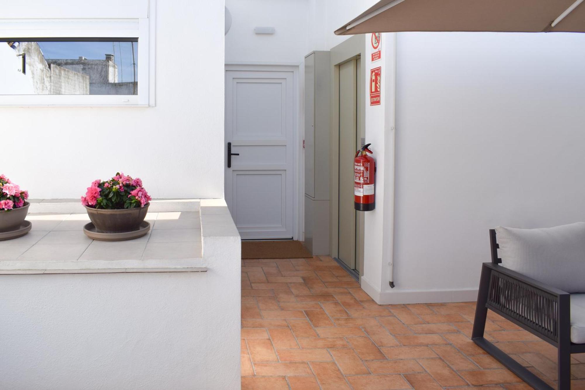Sevilla Dostorres Phòng bức ảnh