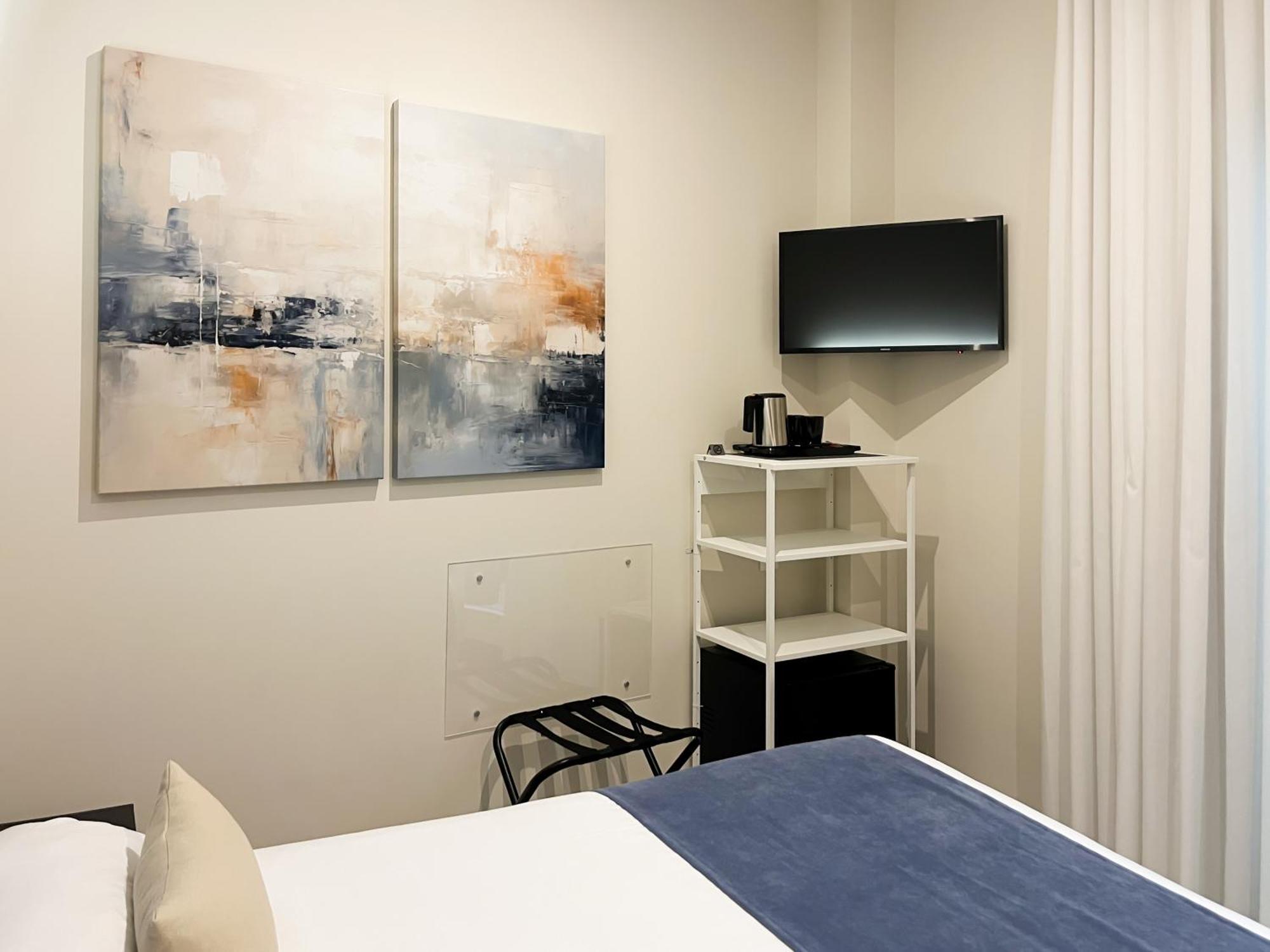 Sevilla Dostorres Phòng bức ảnh
